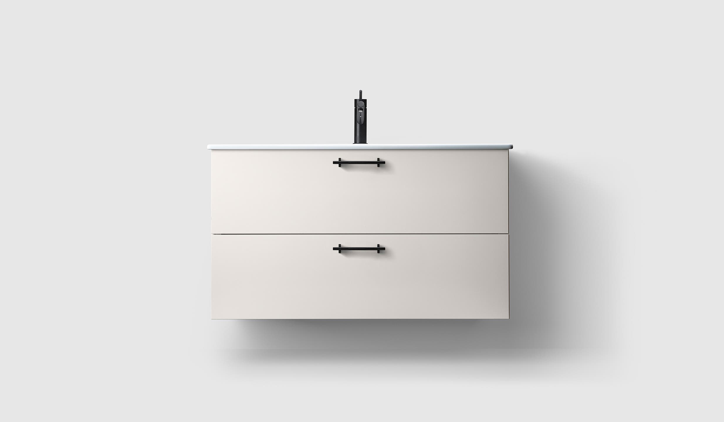H3/100 - White - Porcelain - A2.03 Matte Black