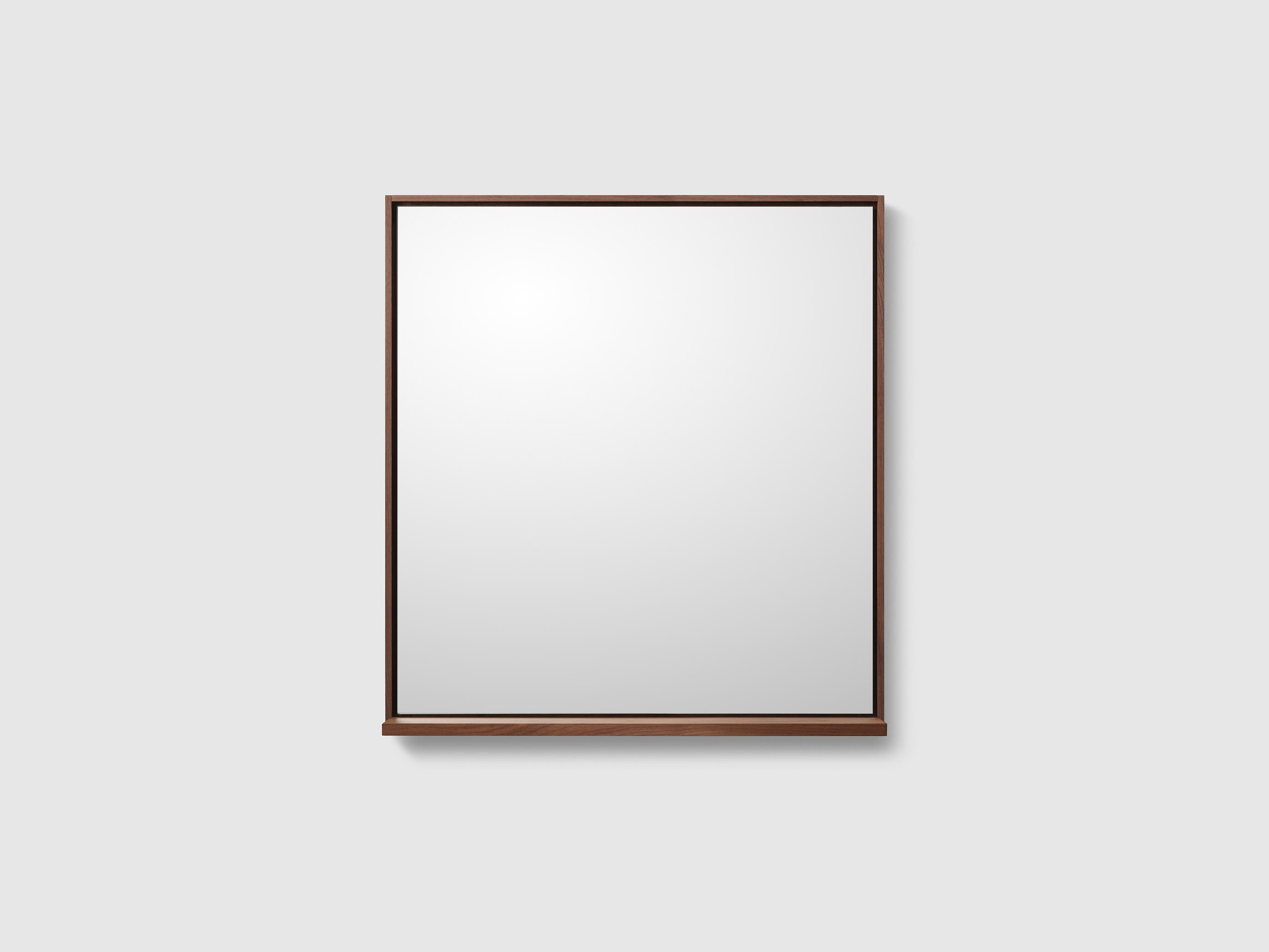 M7/80x86 - Walnut Wood with shelf