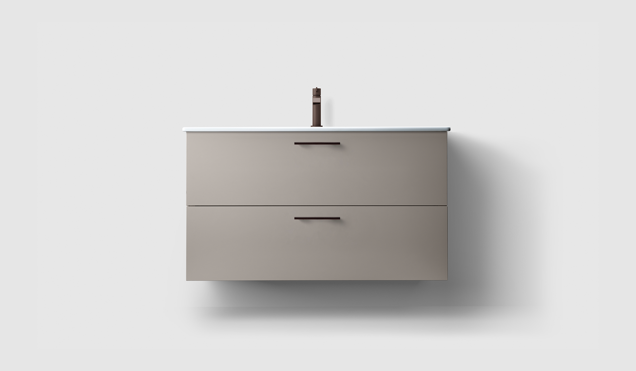 H3/100 - Warm Grey - Porcelain - A2.05 Bronze